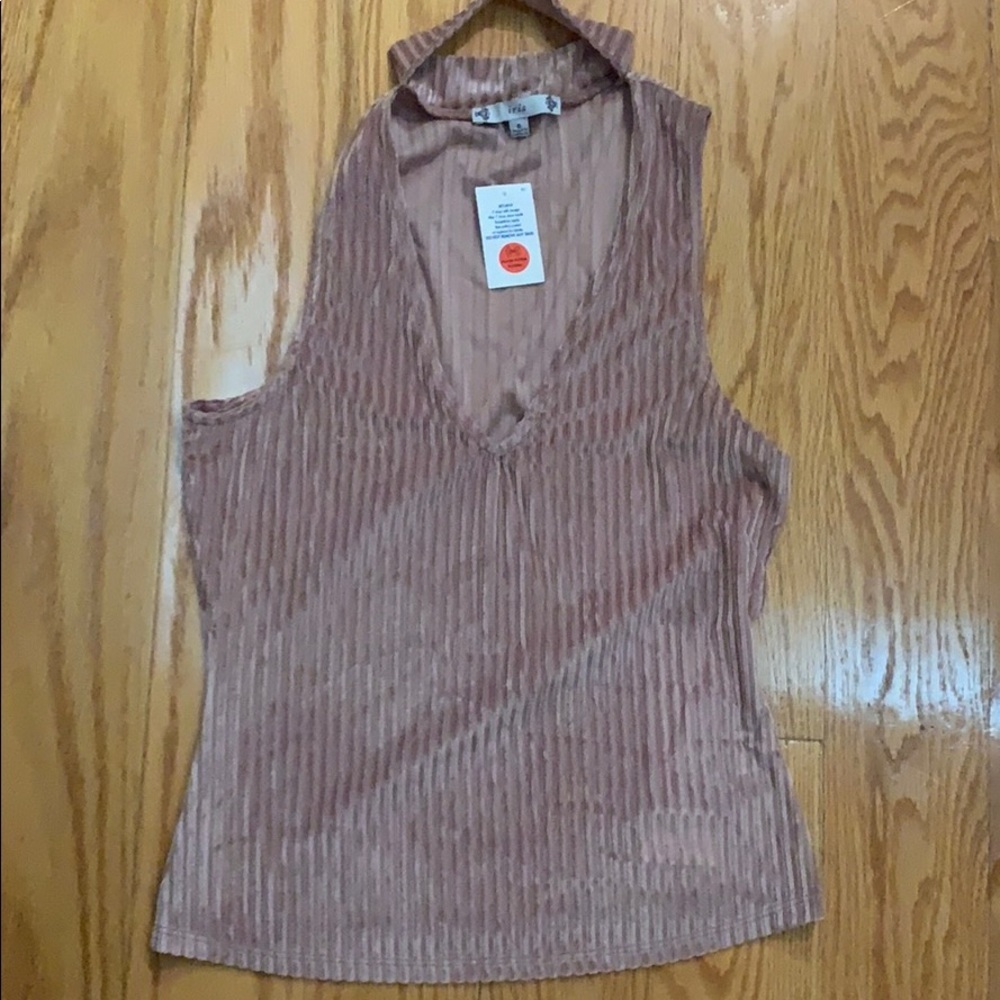 BNWT VELVET TOP BY IRIS SZ S